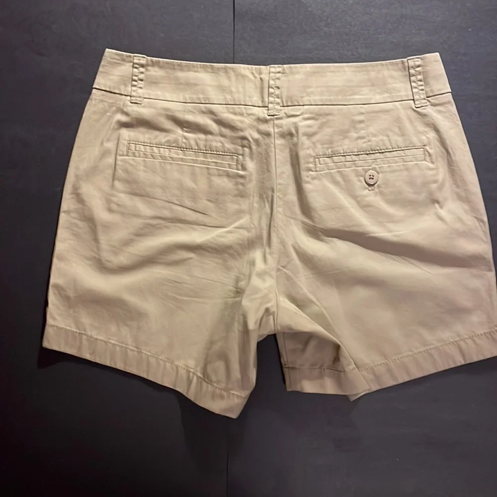 J Crew Chino Shorts - Picture 2 of 3